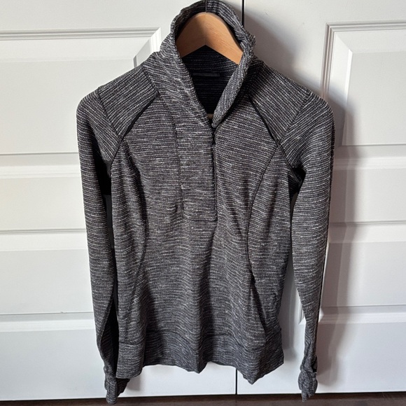 lululemon athletica Tops - Lululemon Gray Striped long sleeve Pullover